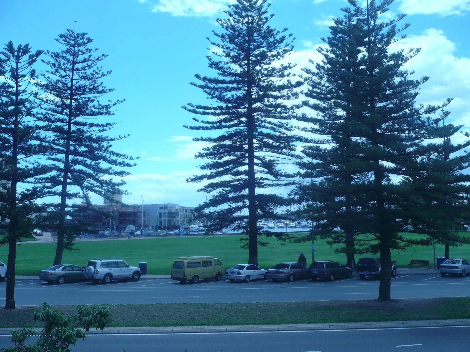 Econo Lodge Dockside Glenelg Adelaide Ngoại thất bức ảnh